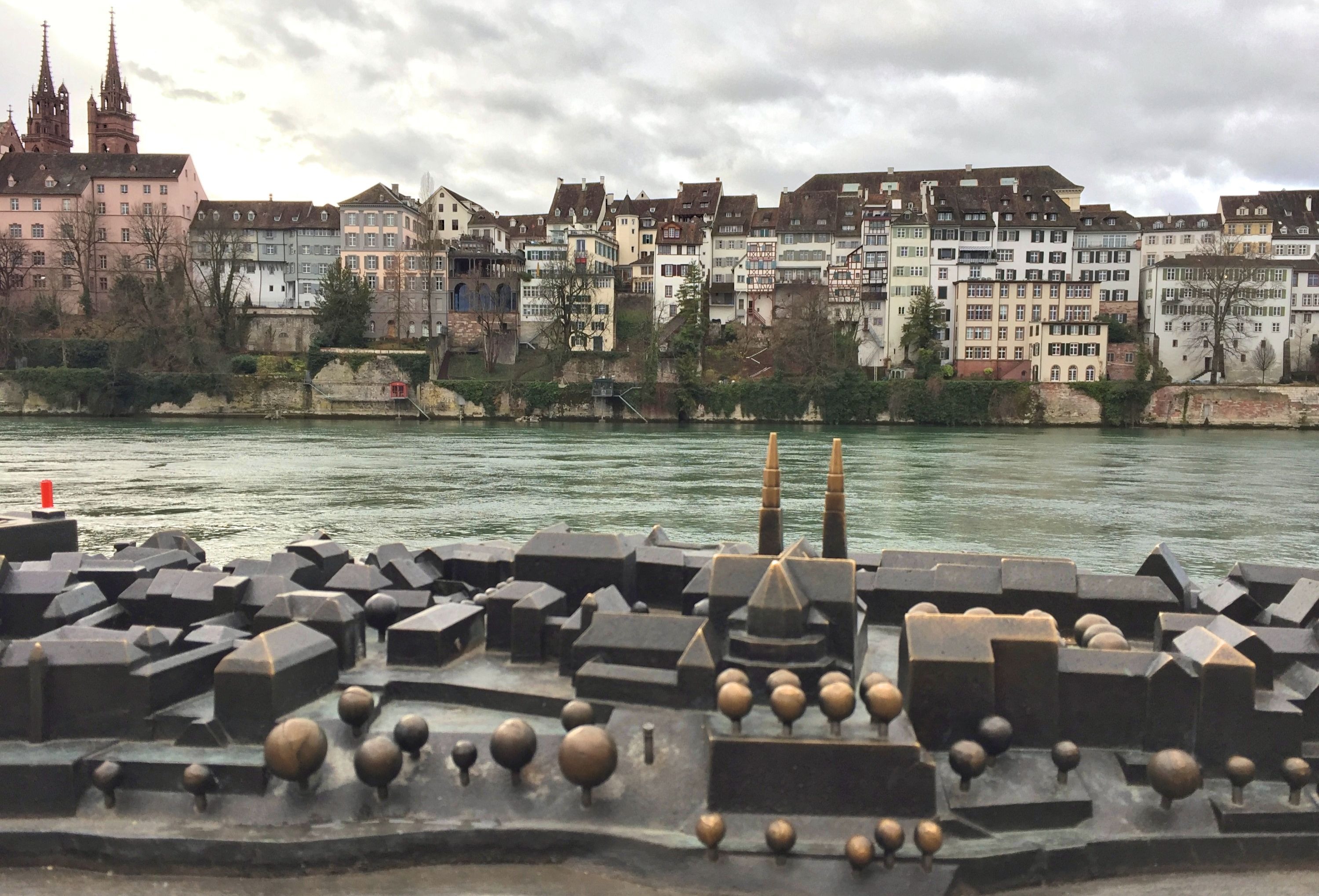 promenade bords du Rhin à Bâle - blog voyage Suisse