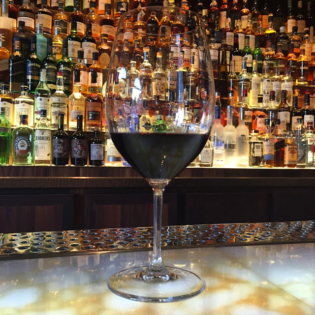 bar à vin Le point rouge Bordeaux