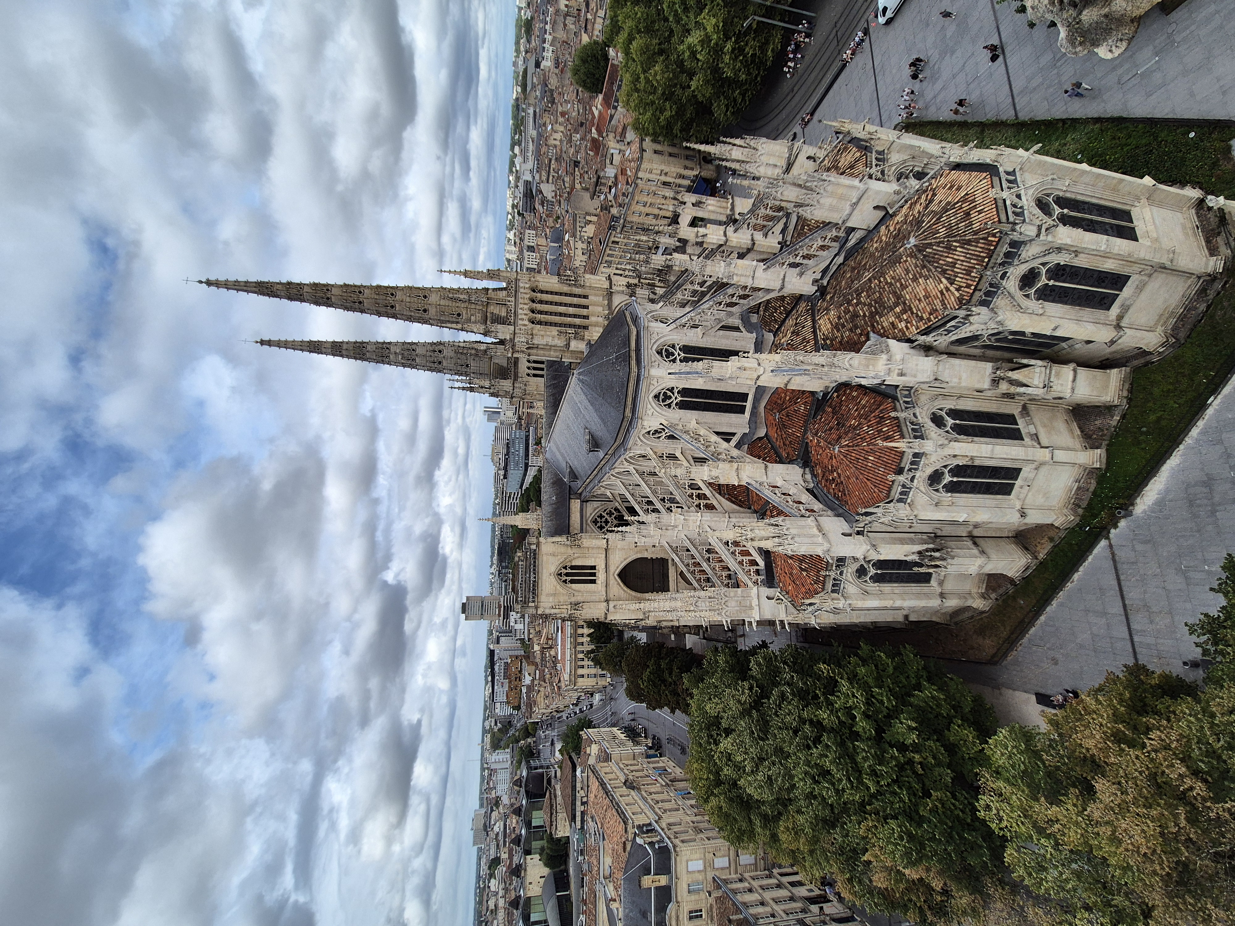 cathédrale saint andré camille in bordeaux