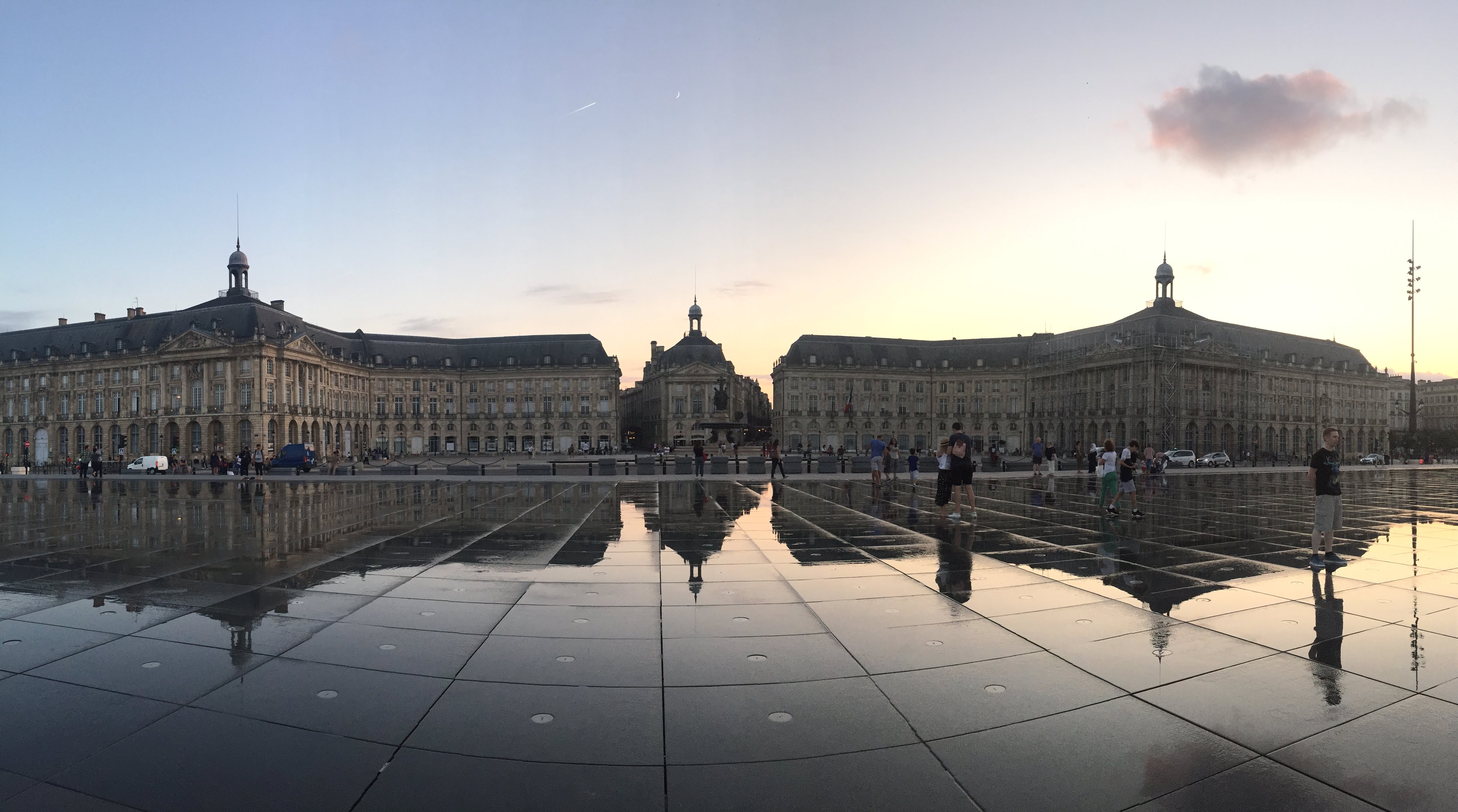 miroir d'eau Bordeaux place de la Bourse